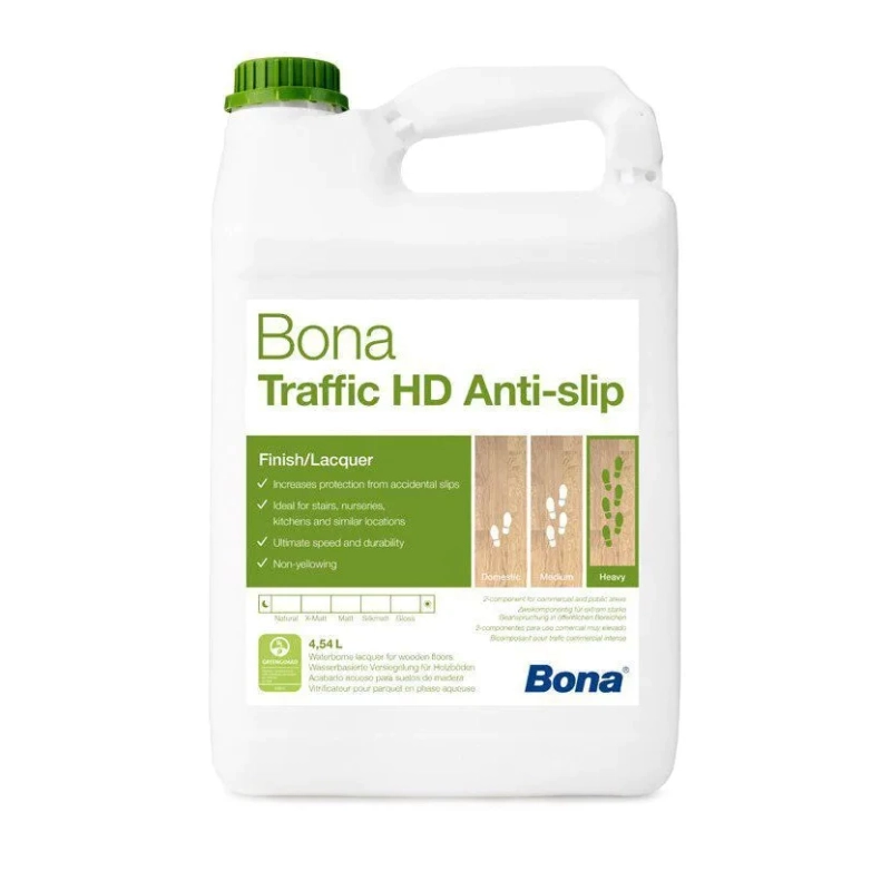 Lac parchet bi-component Bona Traffic HD Anti-Slip oferă protecție antiderapantă certificată EN 14904:2006 pentru zonele cu trafic intens, cu uscare în 12 ore.

Caracteristici produs:
• Formula poliuretanică bi-componentă cu emisii VOC sub 5%
• Consum economic 8-10 m²/L per strat aplicat
• Compatibil cu încălzirea prin pardoseală până la 27°C
• Rezistă la variații termice între -20°C și +60°C
• Certificat Greenguard GOLD pentru utilizare în școli și spitale