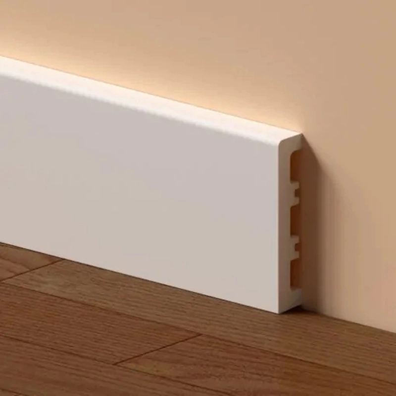 Plinta din polimer albă Apatit PPAP80, 2200x80x16mm, cu profil plat minimalist, rezistentă la umiditate și adaptabilă la imperfecțiunile pereților pentru finisaje moderne.

Caracteristici produs:
• Material polimer de înaltă densitate care nu se deformează
• Suprafață netedă, fără pori, pentru curățare facilă
• Posibilitate de vopsire cu vopsele pe bază de apă
• Flexibilitate controlată pentru adaptare la neregularități
• Fabricată în România conform standardelor de calitate